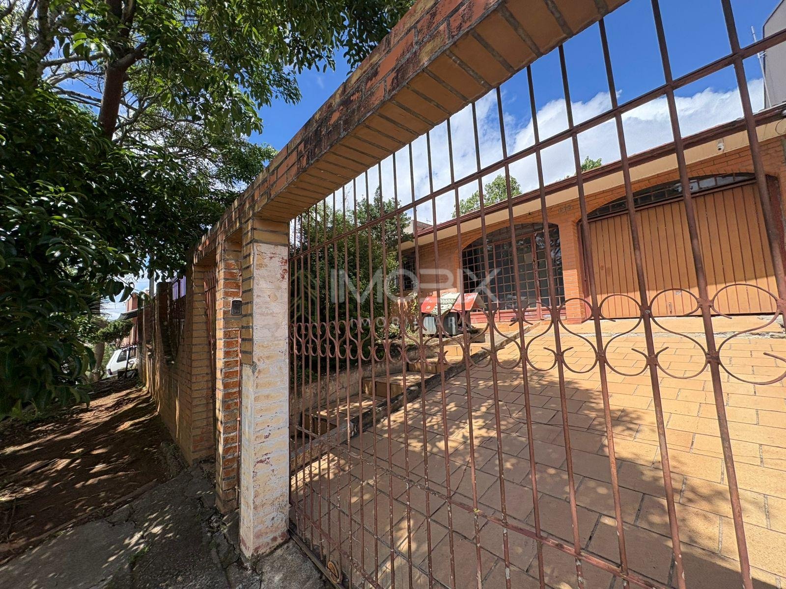 Terreno à venda com 560m , Rua Beppe Gusso santa cândida, CURI...