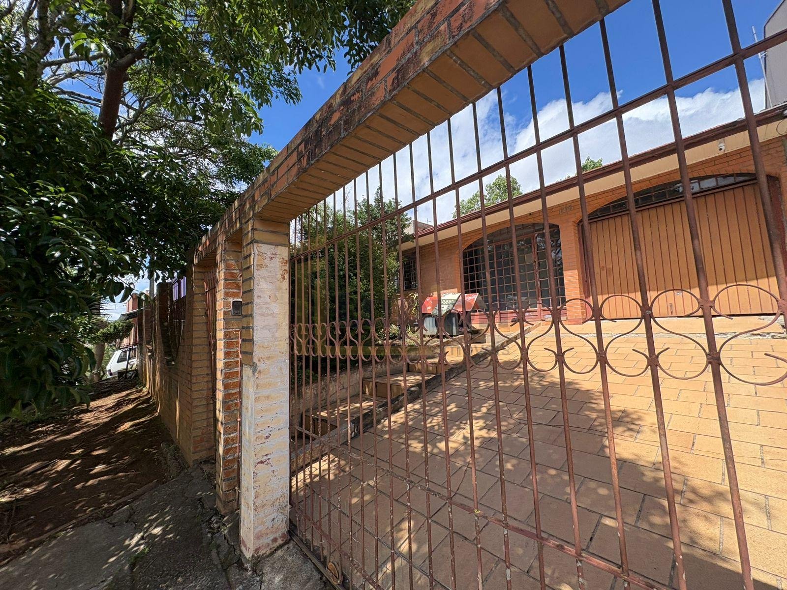 Terreno à venda com 560m , Rua Beppe Gusso santa cândida, CURI...