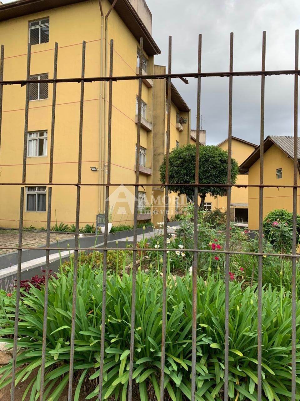 Apartamento 2 quartos ampliado à venda na Rui Luiz Tramontin ...