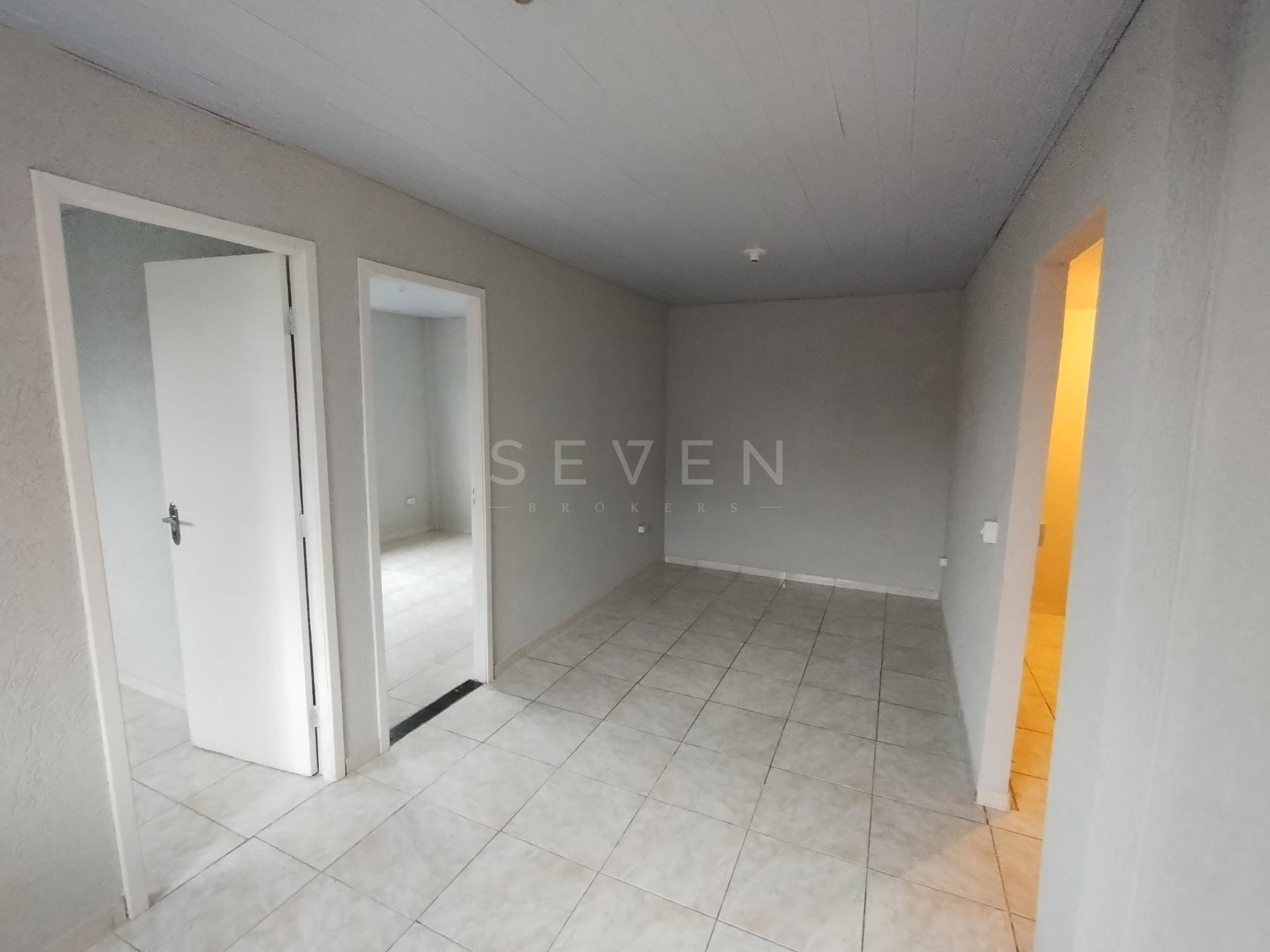 Casa c 2 quartos para alugar, 90 m  por R  1.500,00 mês  Cida...