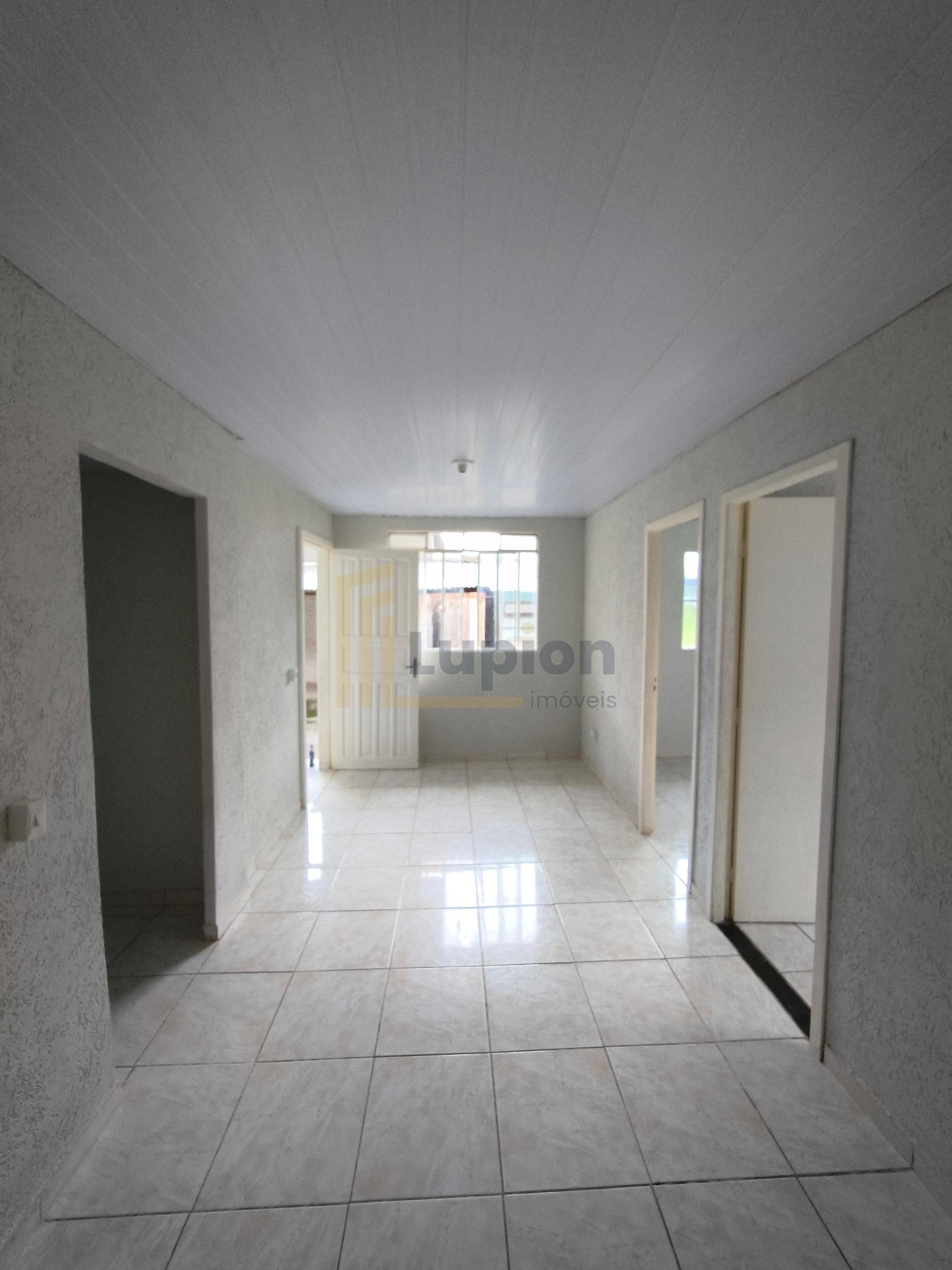 Casa c 2 quartos para alugar, 90 m  por R  1.500,00 mês  Cida...