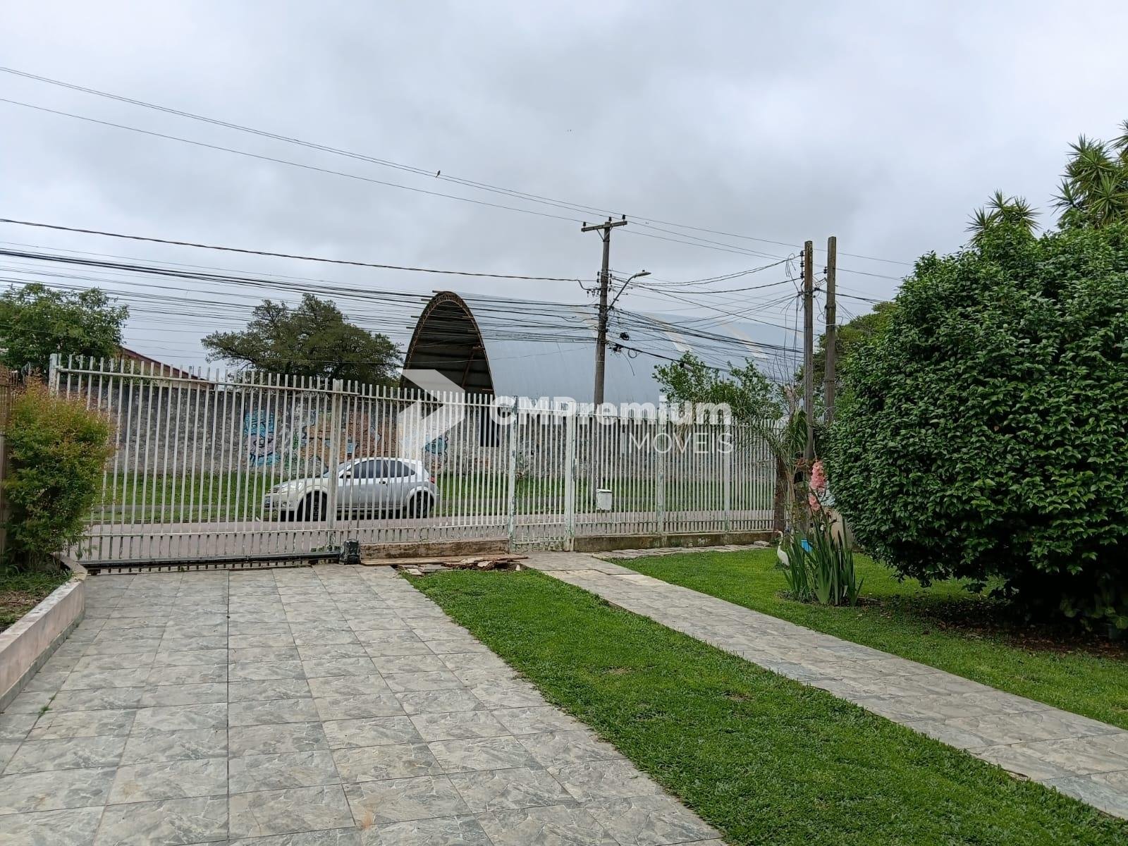 Casas à venda com amplo terreno medindo 630m  - Planta Orleans...