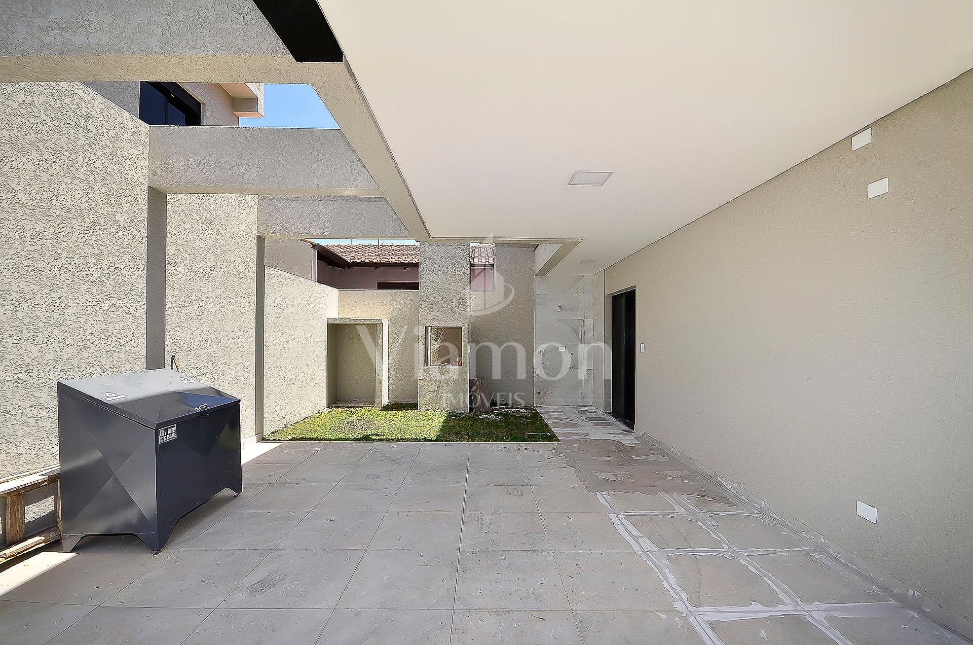 Sobrado em Condomínio no Xaxim  De R  850 mil por R  790 mil 