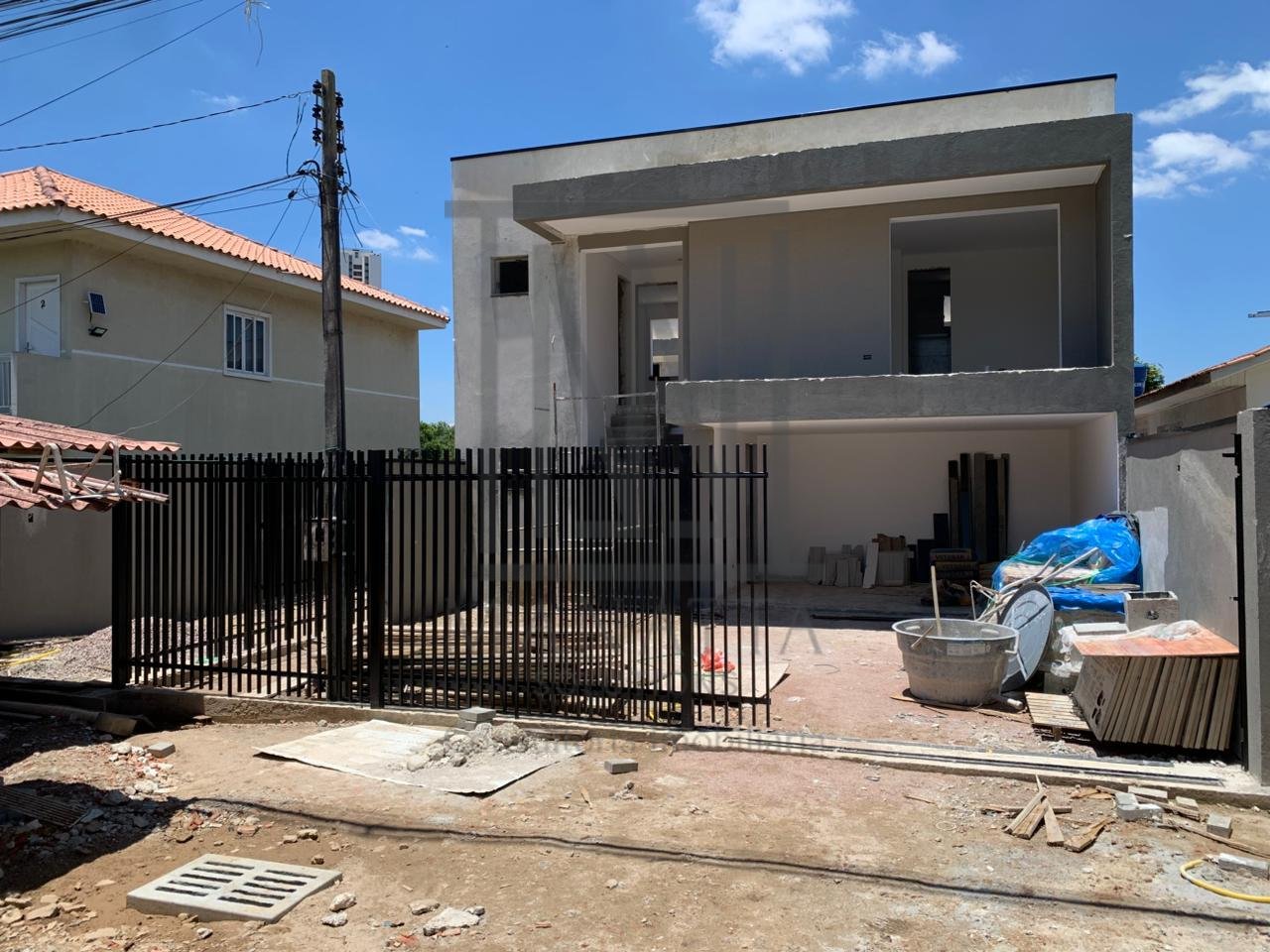 Sobrado com 3 Quartos à venda, 126 m  Campo Comprido - Curitib...