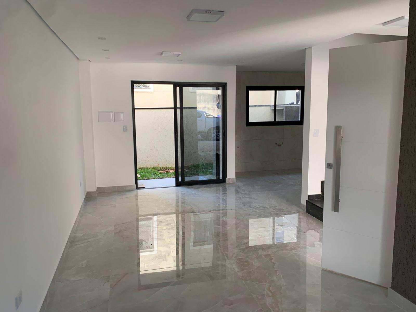 Sobrado Triplex em Condomínio | 3 Quartos com Suíte | Alto Boq...