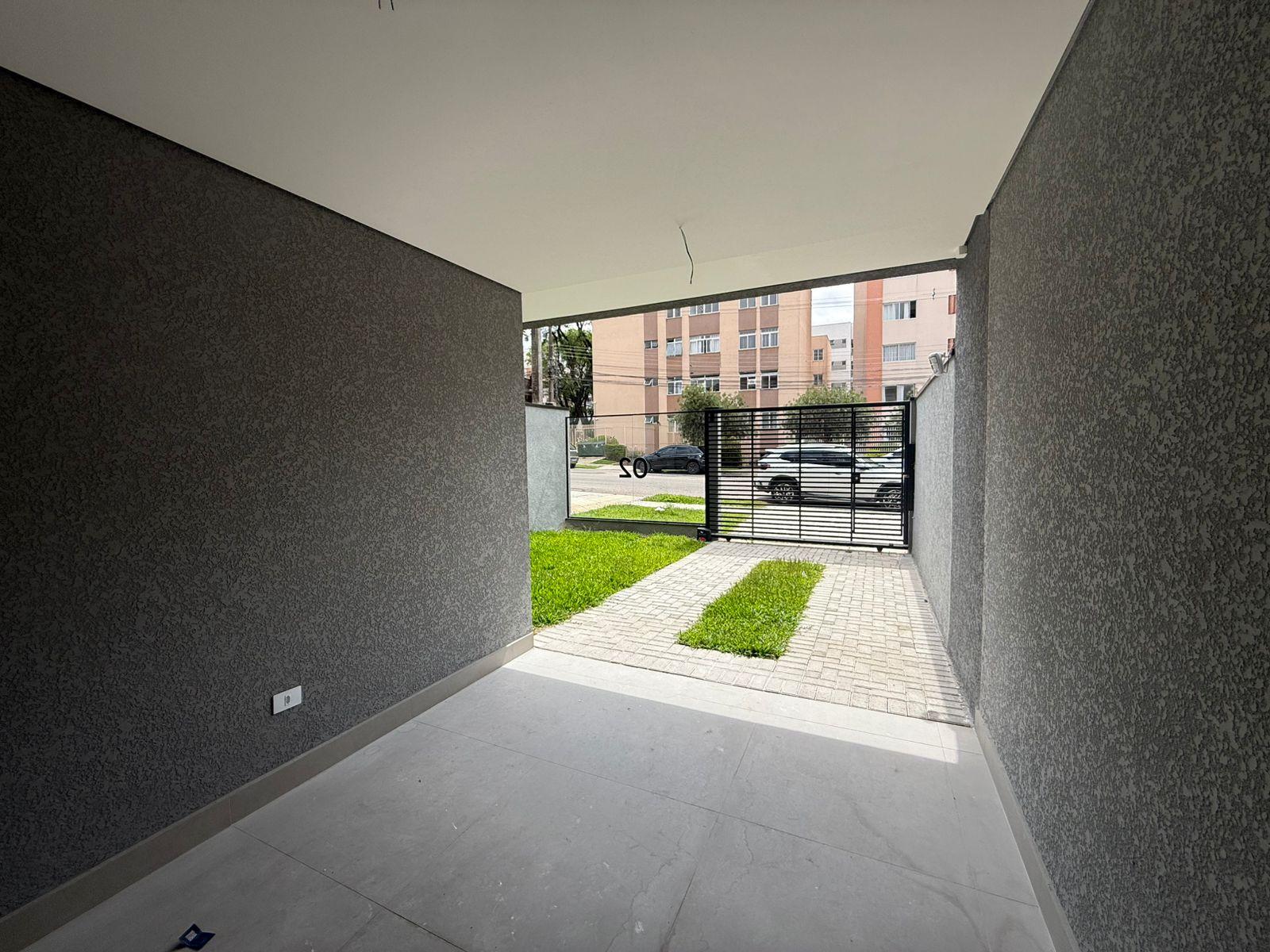 Sobrado com 4 dormitórios à venda,180.73 m , portão, CURITIBA ...