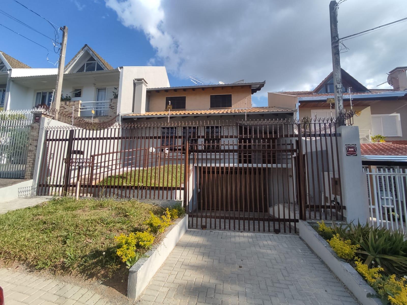 Sobrado com 3 dormitórios à venda, 221 m   - Mossunguê - Curit...