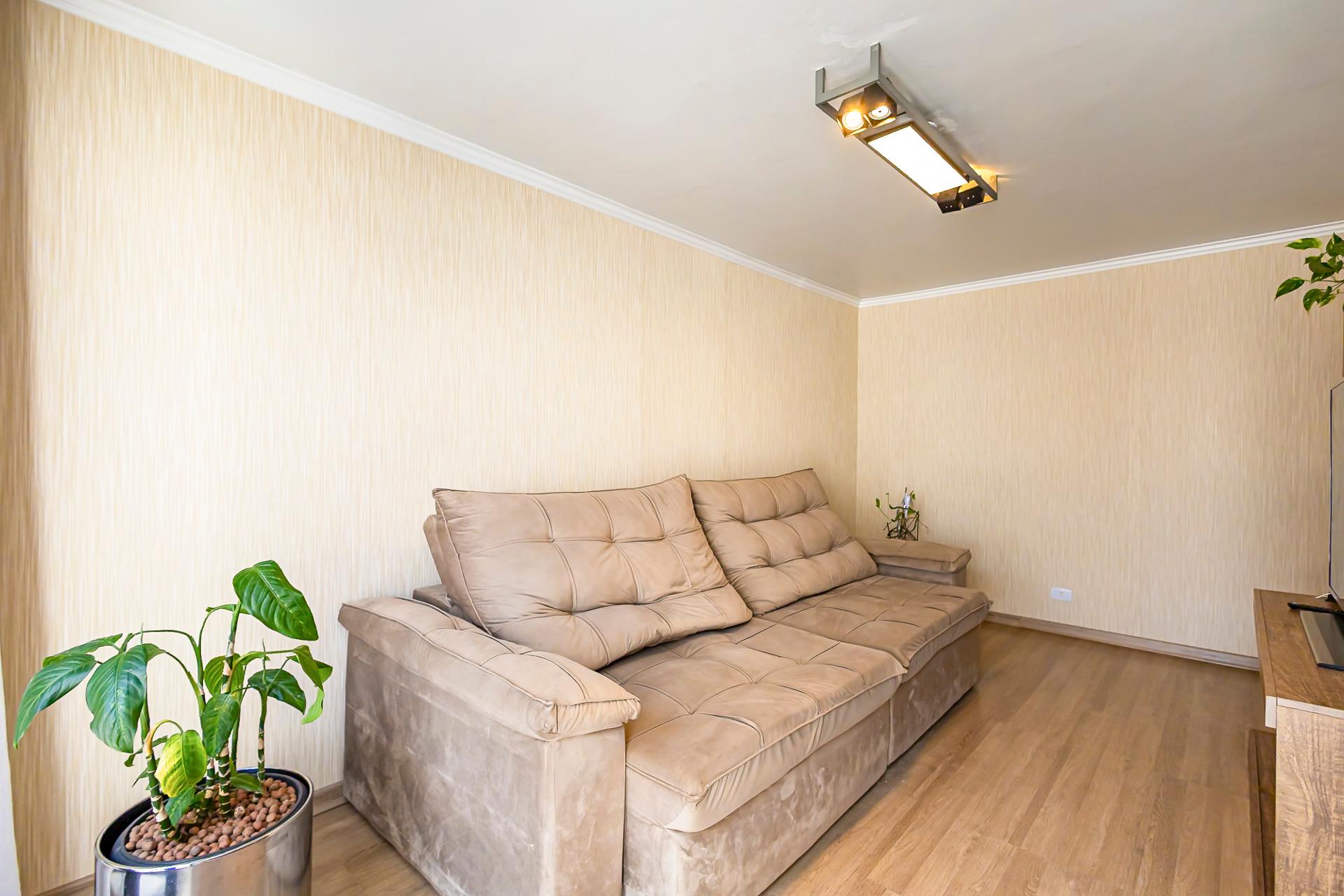 Casa à Venda no Campo Comprido com 3 Quartos, Face Norte  R  ...