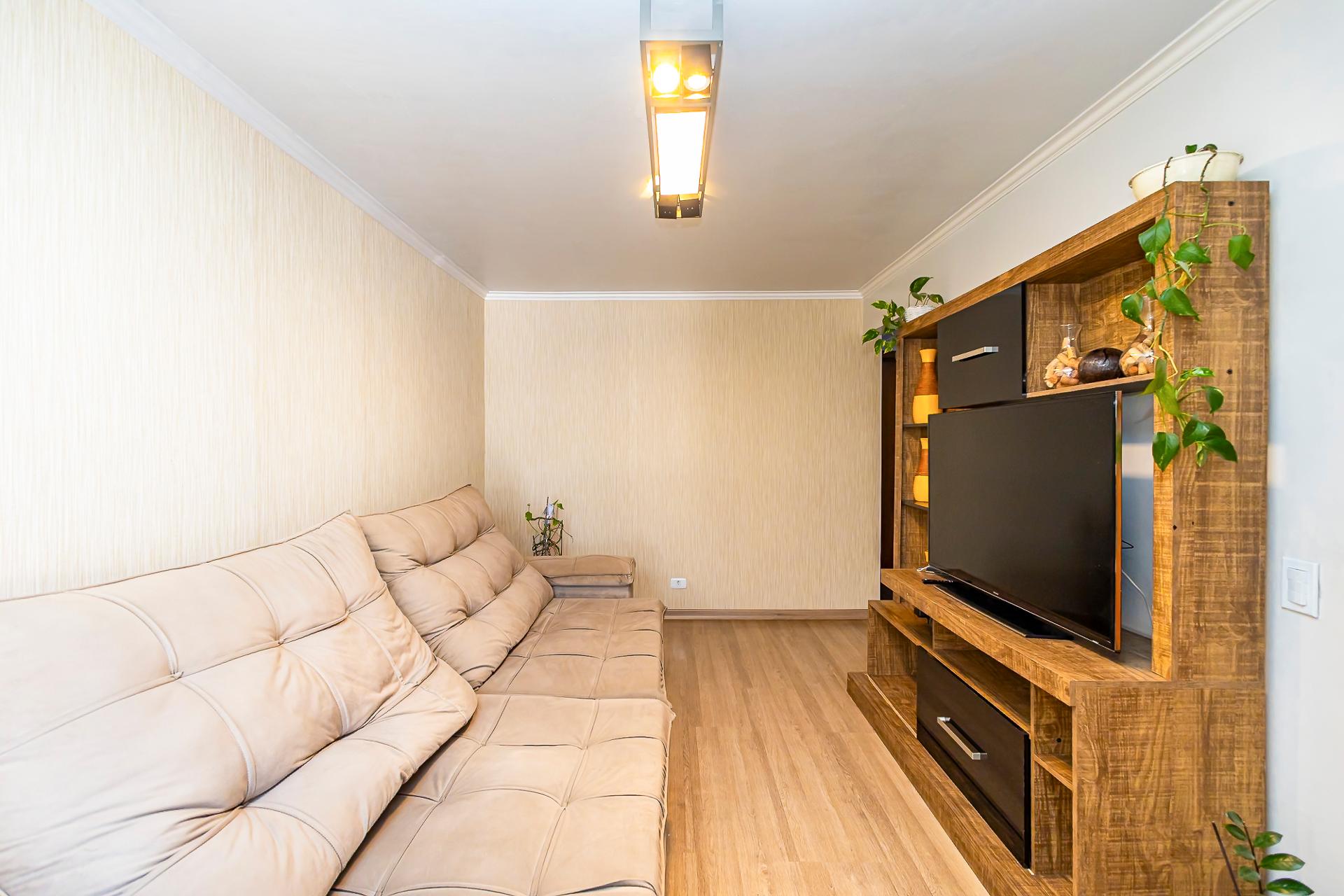 Casa à Venda no Campo Comprido com 3 Quartos, Face Norte  R  ...