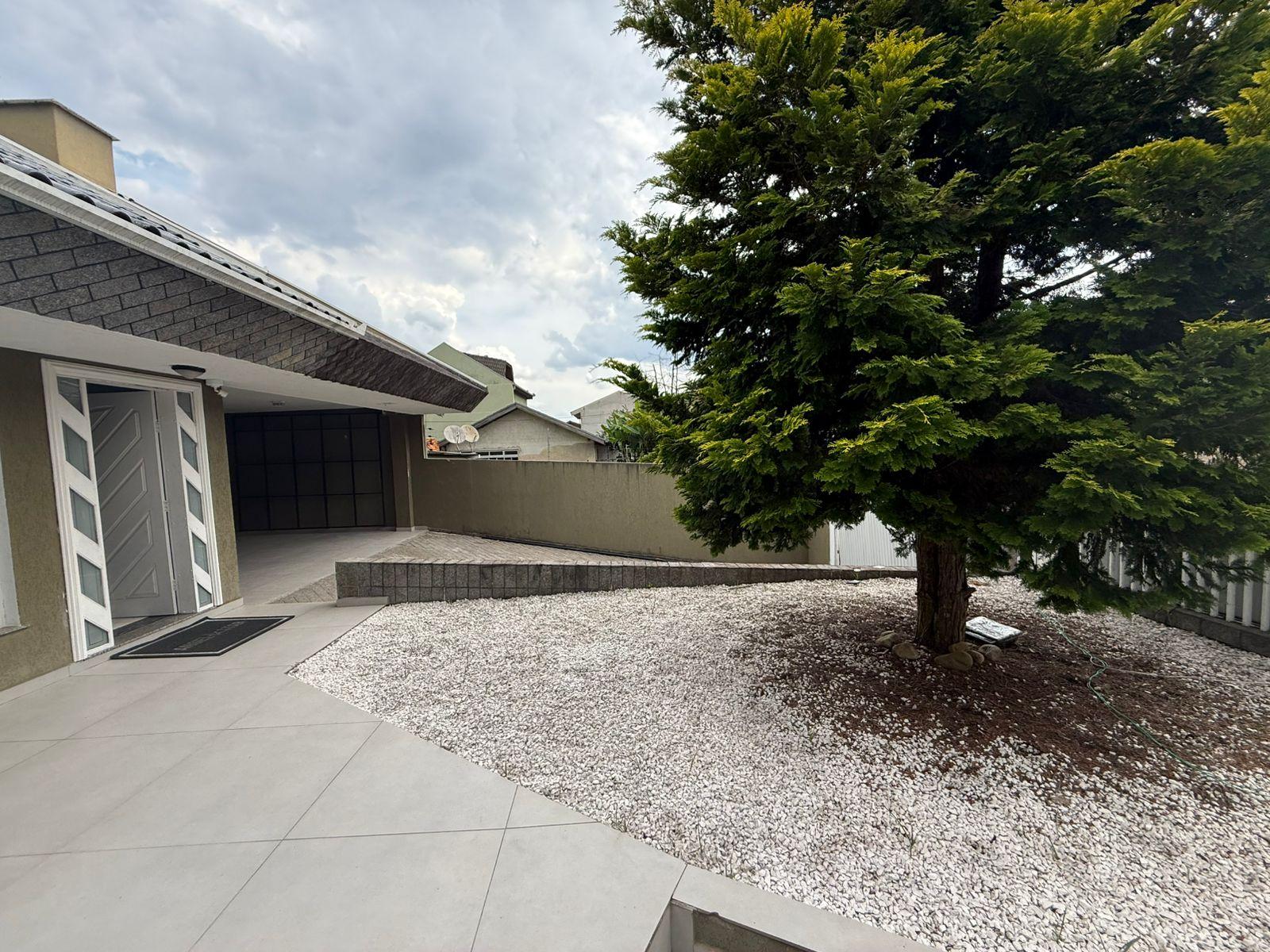 Sobrado com 4 dormitórios à venda,240.00 m , santo inácio, CUR...