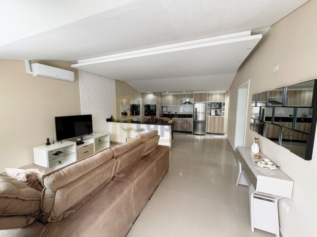 Sobrado com 3 dormitórios à venda, 130 m  por R  830.000,00 - ...