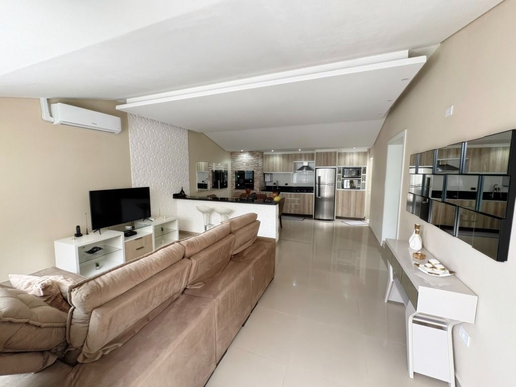 Sobrado com 3 dormitórios à venda, 130 m  por R  790.000,00 - ...