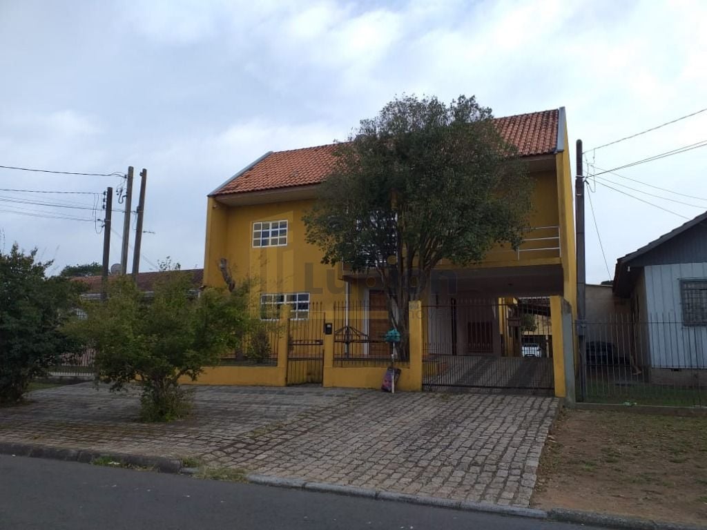 Casa com 4 quartos à venda, 300 m  - Orleans - Curitiba PR