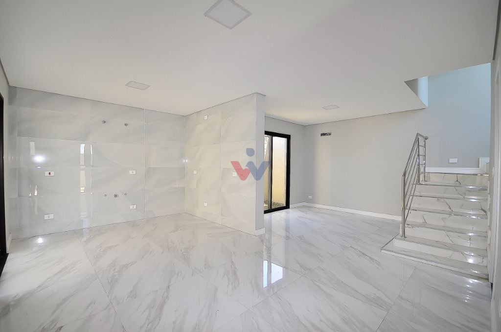 Sobrado com 3 quartos à venda, 140 m  - Xaxim - Curitiba PR