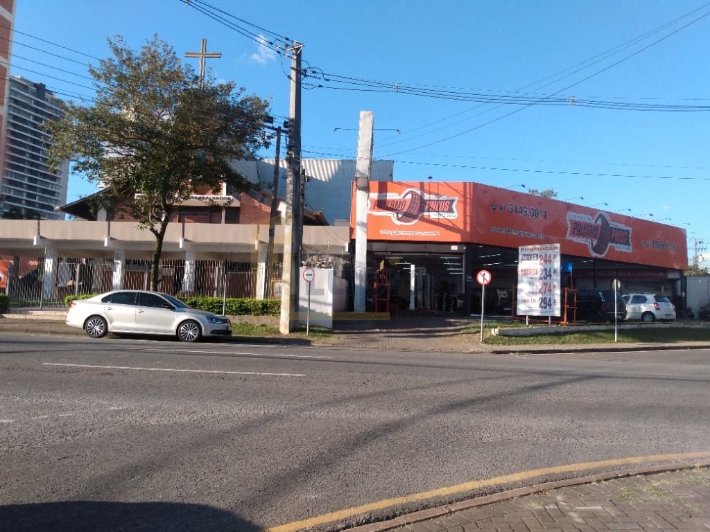 Comercial esquina  Julia da Costa  400 m  ,  terreno 1023m 