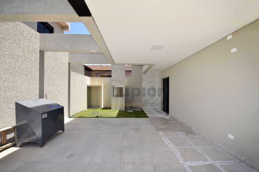 Sobrado com 3 quartos à venda, 140 m  - Xaxim - Curitiba PR