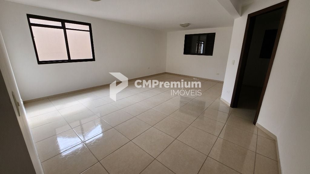 Sobrado com 3 dormitórios à venda, 221 m   - Mossunguê - Curit...