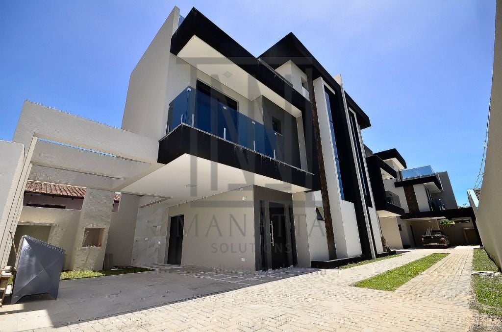 Sobrado com 3 quartos à venda, 140 m  - Xaxim - Curitiba PR