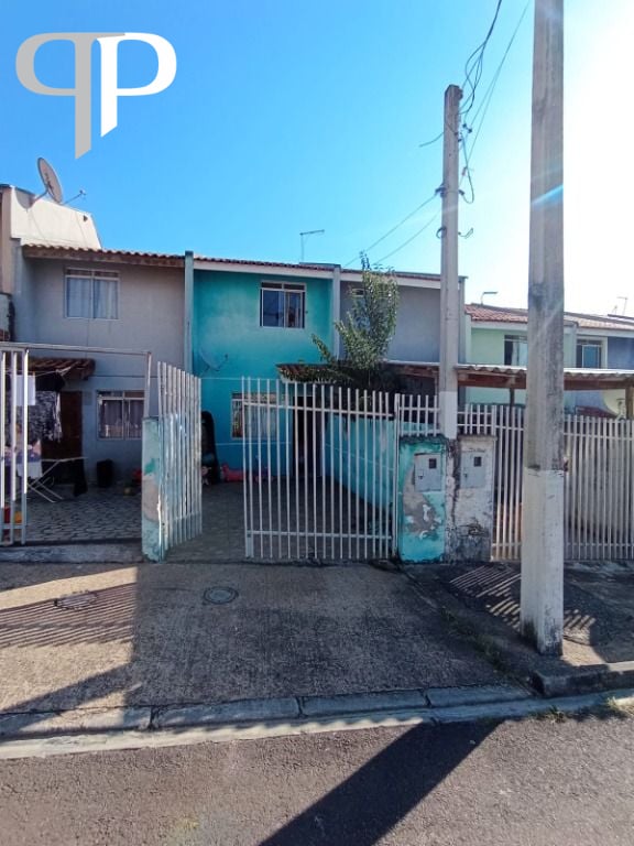 Sobrado à venda, 46 m  por R  200.000,00 - Santa Cândida - Cur...