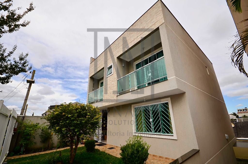Sobrado 4 Pavimentos com 3 Suítes e Terraço  Ecoville, Curitiba