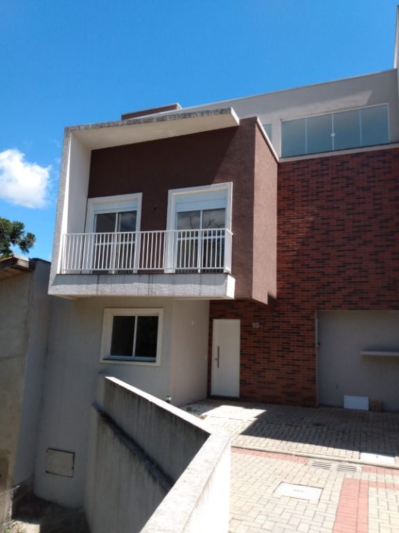 Sobrado com 3 quartos s 01 suíte para alugar, 168 m  por R  5....