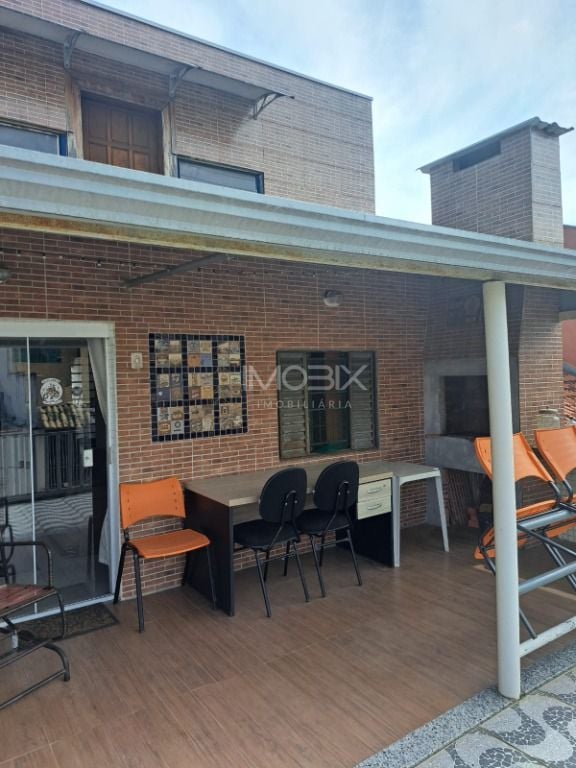 Sobrado com 3 dormitórios à venda, 220 m  por R  700.000,00 - ...