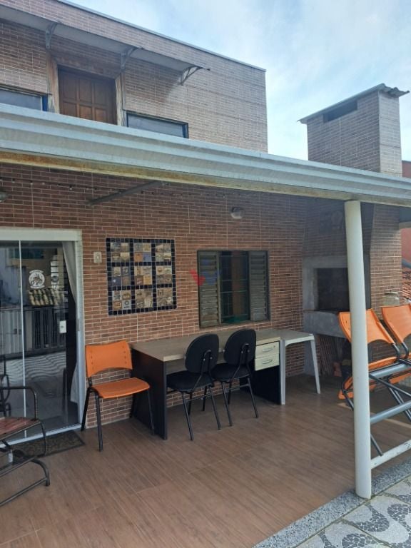 Sobrado com 3 dormitórios à venda, 220 m  por R  700.000,00 - ...