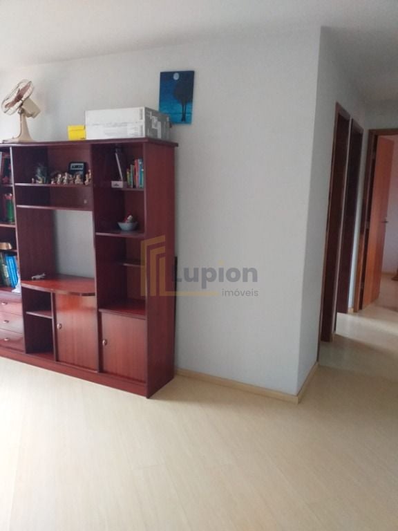 Casa com 4 quartos à venda, 300 m  - Orleans - Curitiba PR