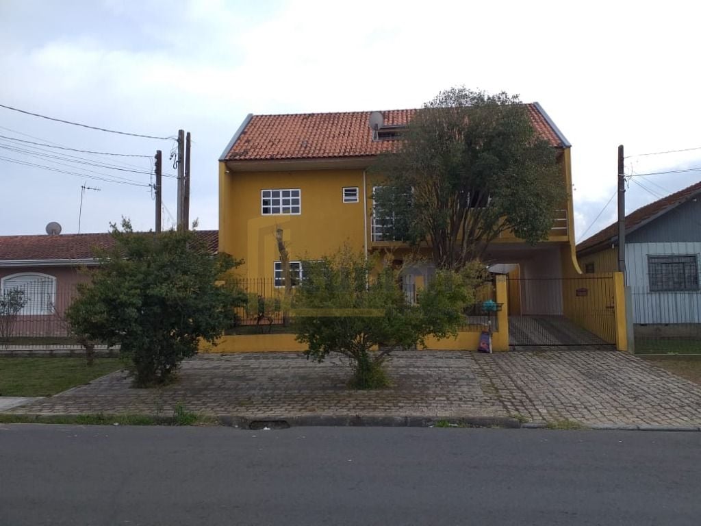 Casa com 4 quartos à venda, 300 m  - Orleans - Curitiba PR
