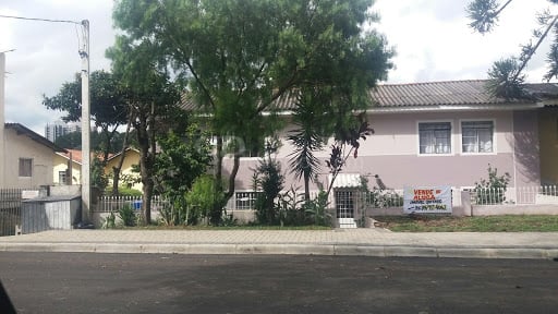Conjunto Moradias Atenas  Rua Izaltino Dias Ferraz, 105  Cur...