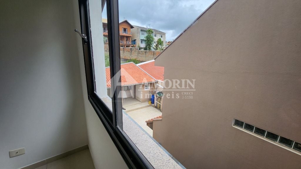 Sobrado com 3 dormitórios à venda, 221 m   - Mossunguê - Curit...