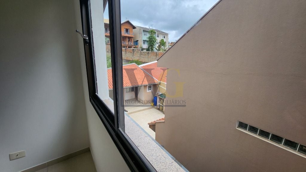 Sobrado com 3 dormitórios à venda, 221 m   - Mossunguê - Curit...