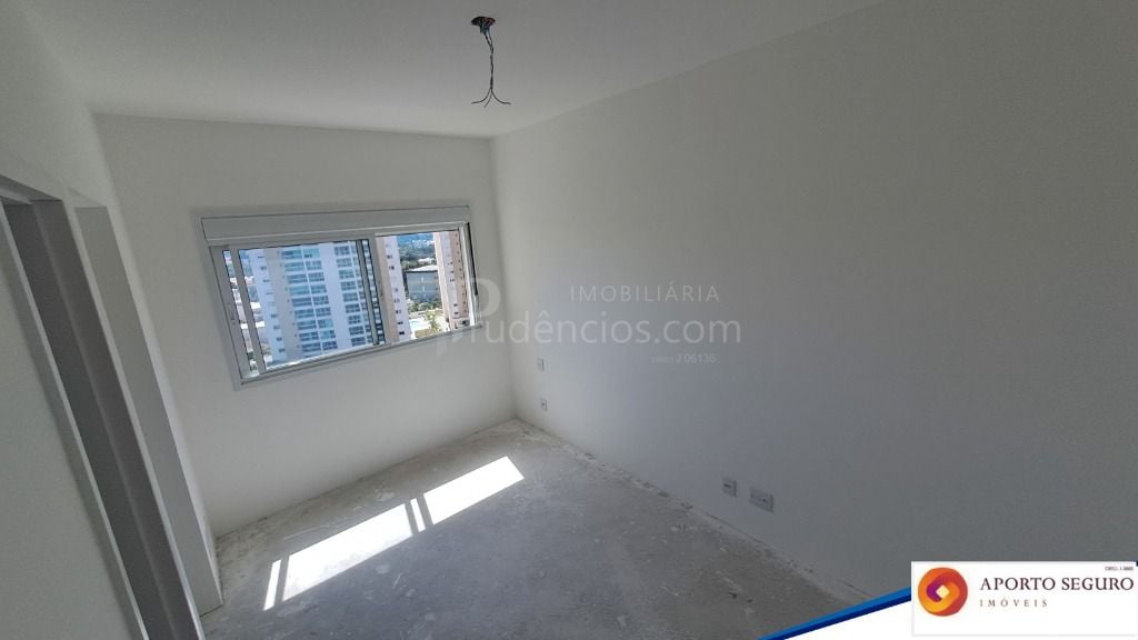 Apartamento no Parque Ecoville com 3 dormitórios à venda,144.3...