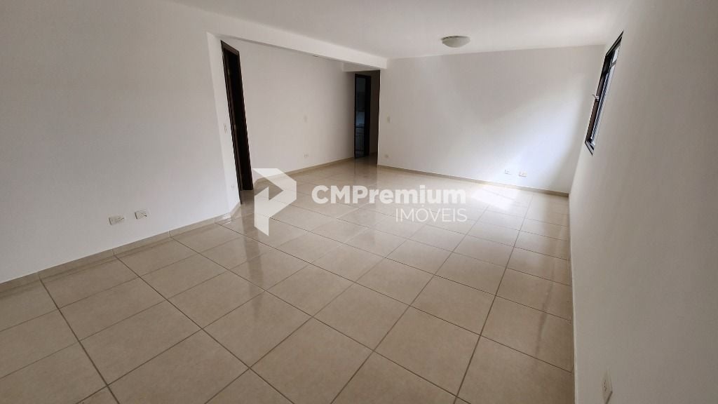 Sobrado com 3 dormitórios à venda, 221 m   - Mossunguê - Curit...