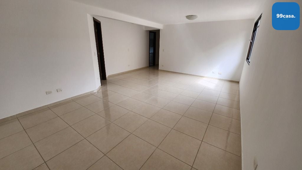 Sobrado com 3 dormitórios à venda, 221 m   - Mossunguê - Curit...
