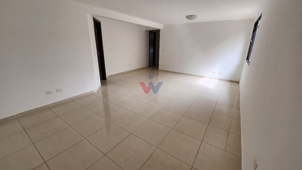 Sobrado com 3 dormitórios à venda, 221 m   - Mossunguê - Curit...
