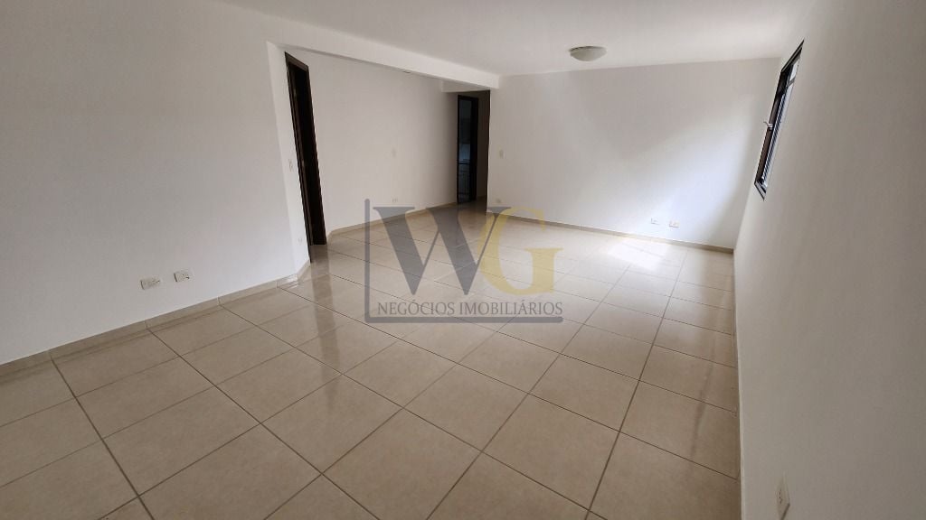 Sobrado com 3 dormitórios à venda, 221 m   - Mossunguê - Curit...