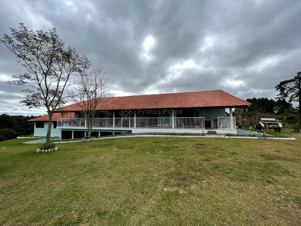 Casa de Campo Luxuosa ? 36.600 m  em Curitiba