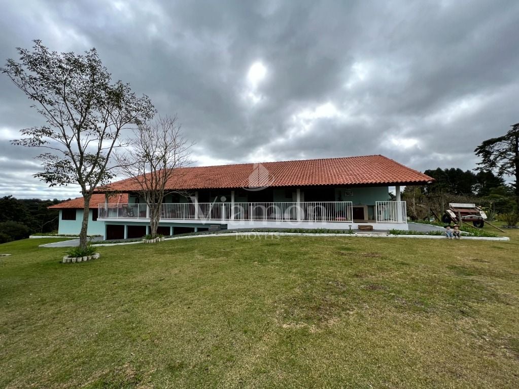 Casa de Campo Luxuosa  36.600 m  em Curitiba