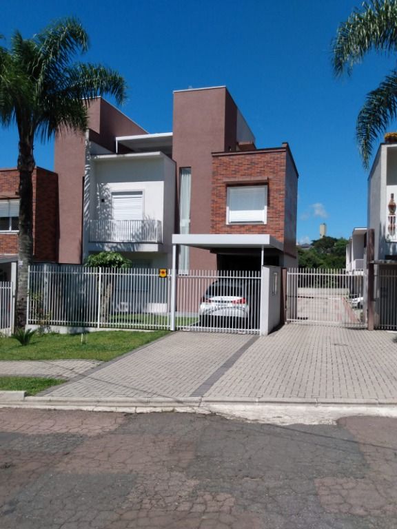 Sobrado com 3 quartos s 01 suíte para alugar, 168 m  por R  5....