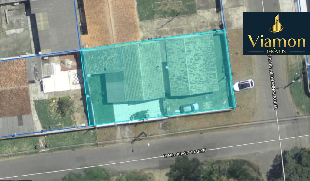 Sobrado Duplex no Bairro Uberaba, com ?tima localiza??o   CURI...