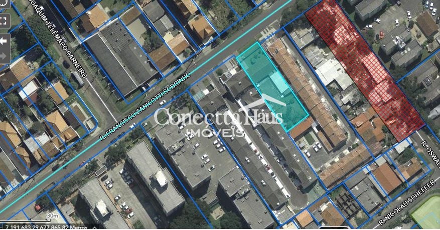 Terreno ZR-4 à venda, 720 m  - Santa Cândida - Curitiba PR