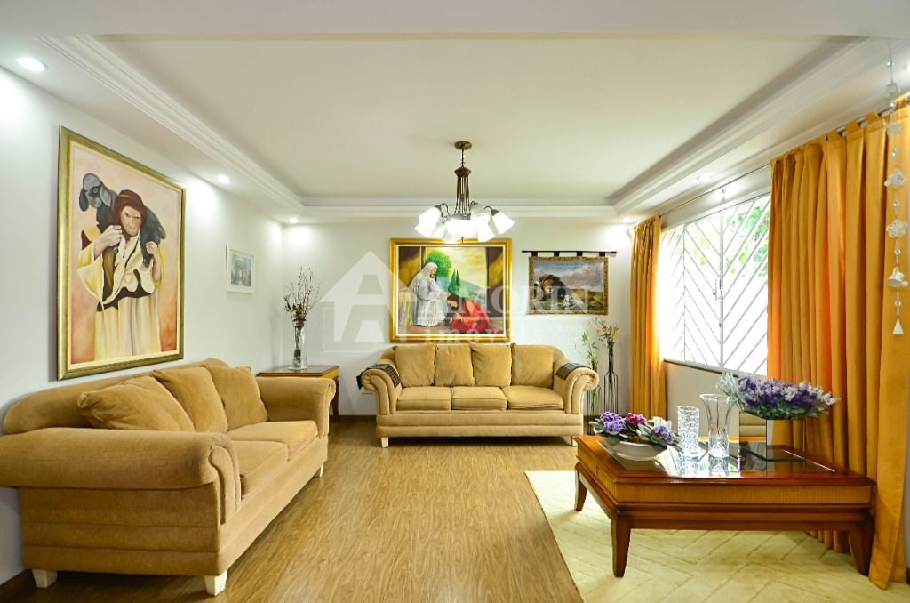 Sobrado 4 Pavimentos com 3 Suítes e Terraço  Ecoville, Curitiba