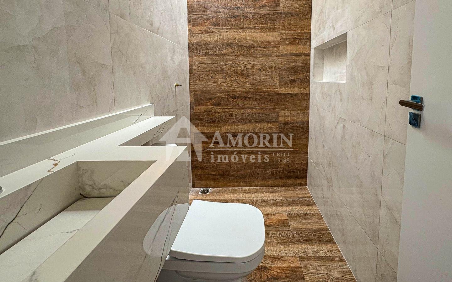 Casa Moderna de 60m  com Suíte e Área Gourmet - Excelente Loca...