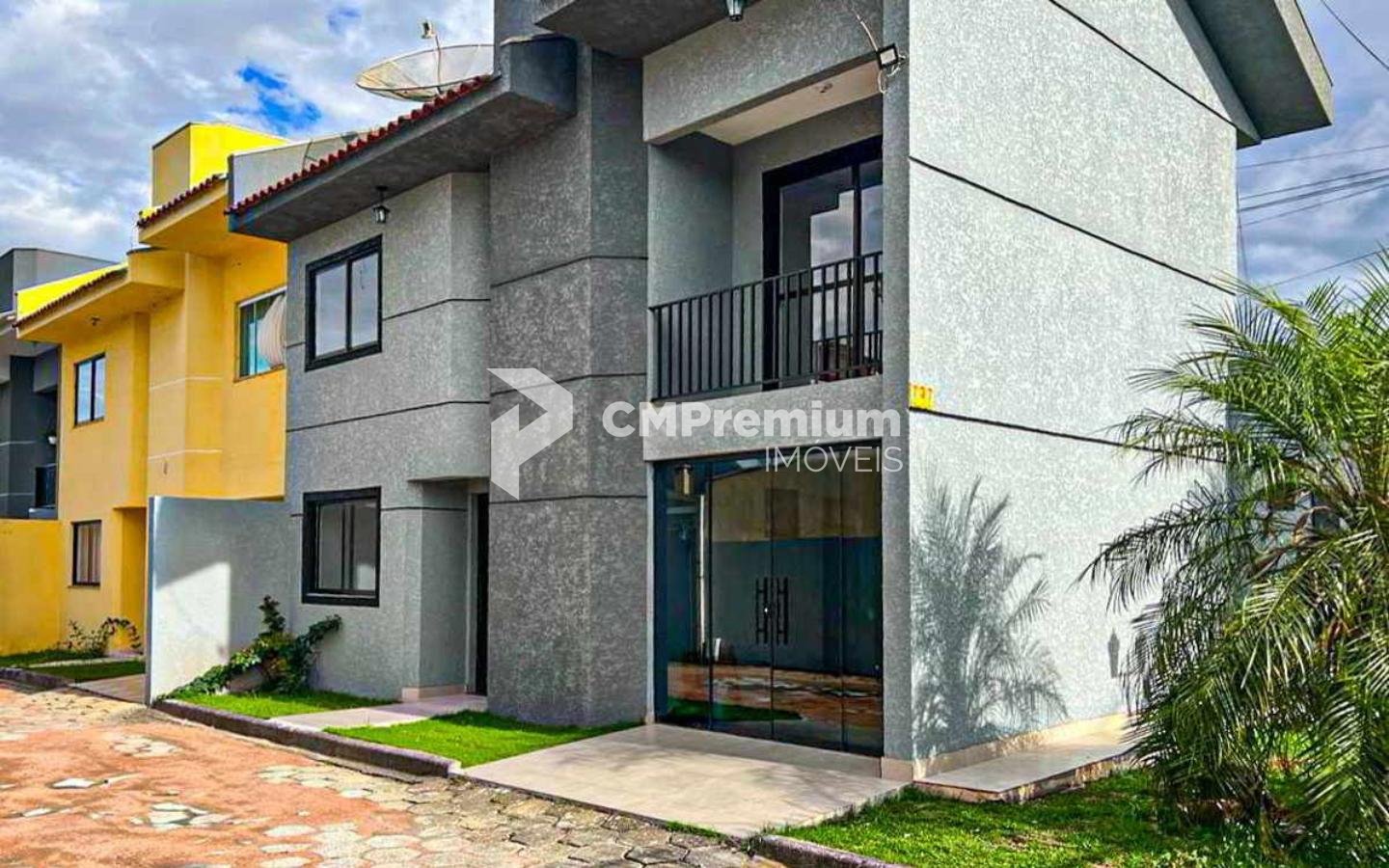 Sobrado de 3 Quartos com Suíte e Área de Lazer Completa 