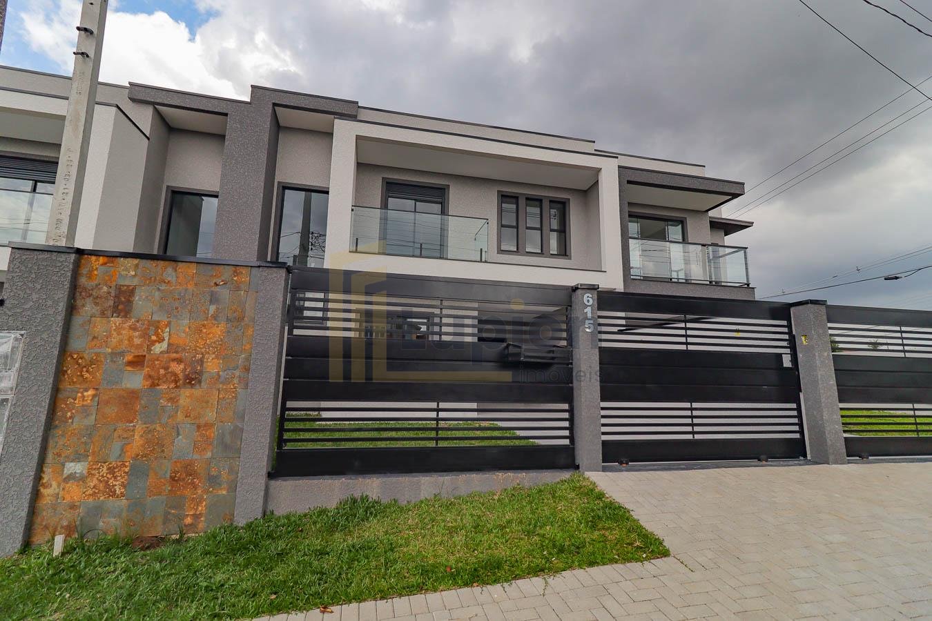 Sobrado à venda 3 Quartos com suíte, nações, FAZENDA RIO GRAND...