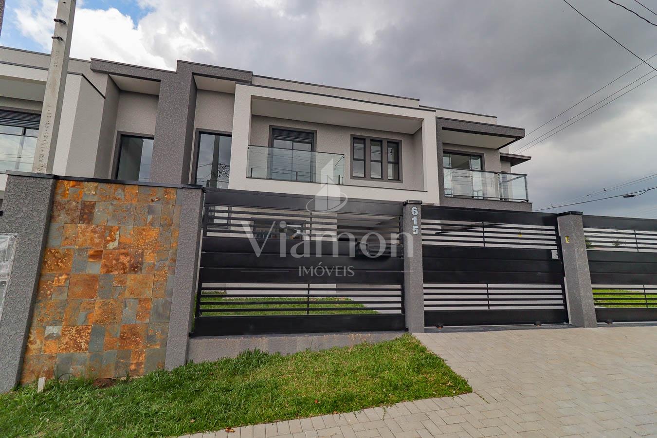 Sobrado à venda 3 Quartos com suíte, nações, FAZENDA RIO GRAND...