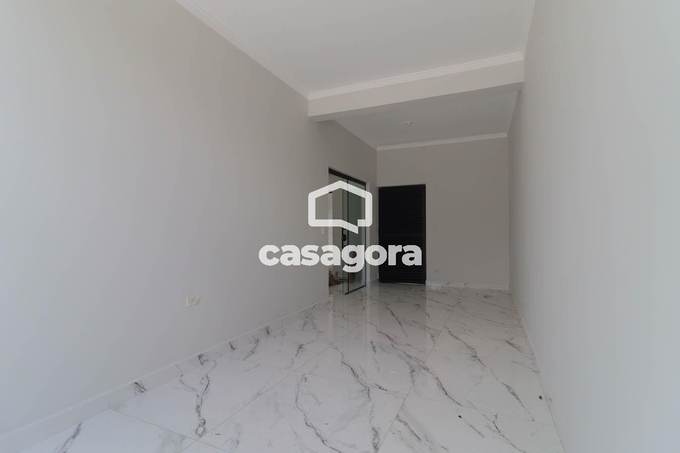 Sobrado à venda 3 Quartos, no pinheirinho, CURITIBA - PR