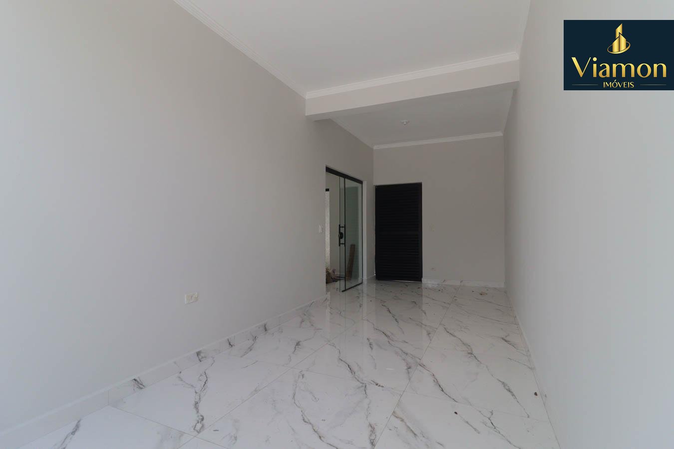 Sobrado à venda 3 Quartos, no pinheirinho, CURITIBA - PR