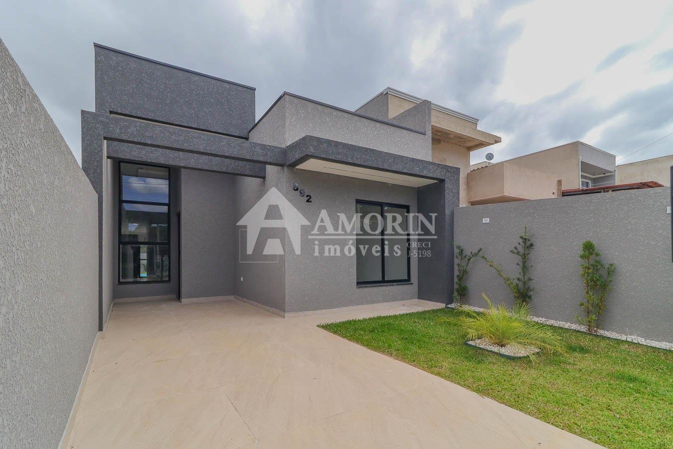Casa Moderna com Piscina e Pé-Direito Alto no Jardim Brasil  ...